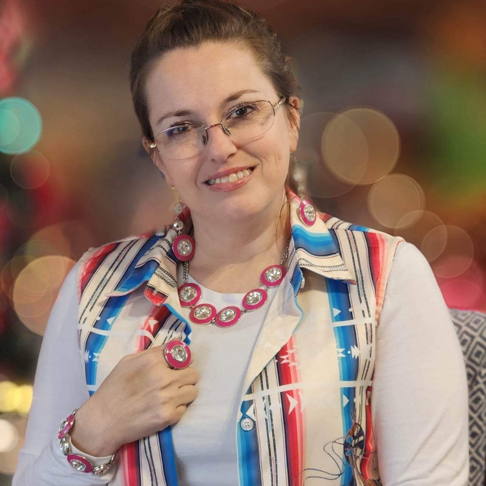 Meet your Posher, Shelly